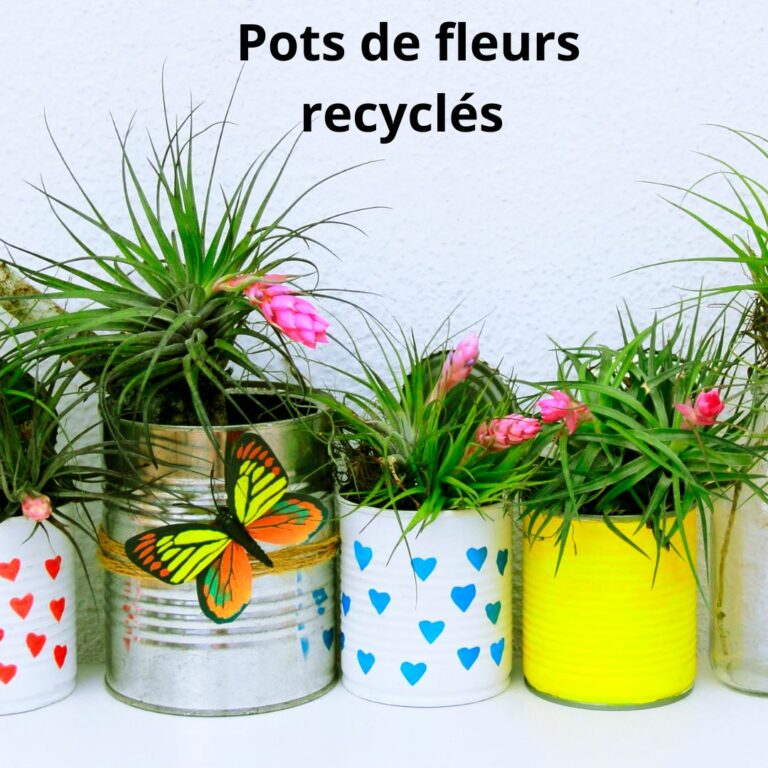 Pots de fleurs en matériaux recyclés.